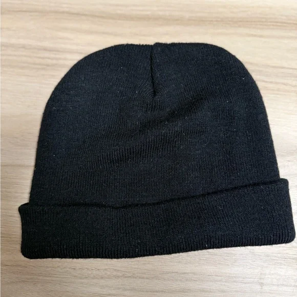 Disney Vintage Blacked Out Mickey Ears Embroidered Beanie Toque Winter Hat - Picture 2 of 4